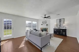 15902 Arapaho Bend Ln, Cypress, TX 77429 - Photo 10