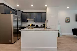 5122 Southwind St, Houston, TX 77033 - Photo 12