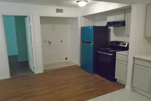 9898 Club Creek Dr, Houston, TX 77036 - Photo 8