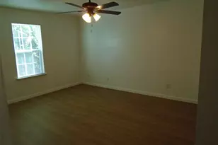 9898 Club Creek Dr, Houston, TX 77036 - Photo 4