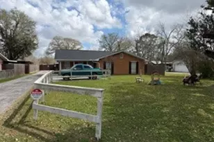 9727 Radio St, Houston, TX 77075 - Photo 2