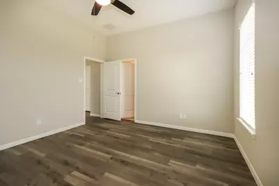 18700 Crescent Trails Circle, Montgomery, TX 77356 - Photo 10