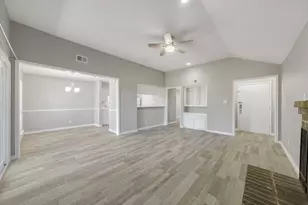 13607 Ravensway Dr, Cypress, TX 77429 - Photo 4