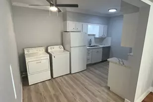 1219 Autrey, Houston, TX 77006 - Photo 2