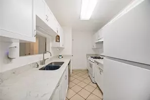 5315 Cherie Crest Ct, Houston, TX 77088 - Photo 4