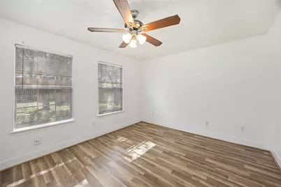 5315 Cherie Crest Court, Houston, TX 77088 - Photo 12