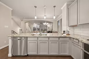 1520 Grayson Oaks Pl, Houston, TX 77043 - Photo 8