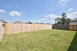 10218 Prairie Dunes Ln, Cleveland, TX 77327 - Photo 32