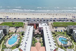 6300 Seawall Blvd, Galveston, TX 77551 - Photo 2