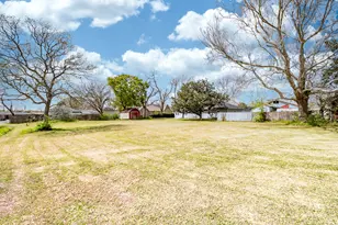 204 Dyer Ave, Baytown, TX 77520 - Photo 24