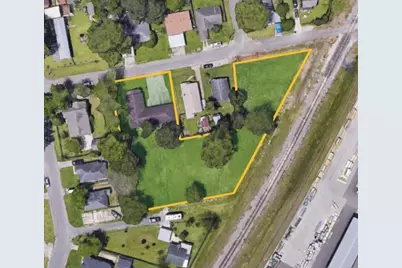 204 Dyer Avenue, Baytown, TX 77520 - Photo 28