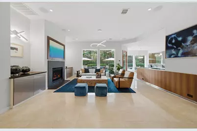 3 Farington Way, The Woodlands, TX 77382 - Photo 2