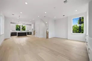 1110 Peden St, Houston, TX 77006 - Photo 26