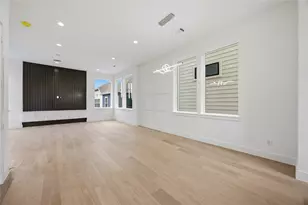 1110 Peden St, Houston, TX 77006 - Photo 4