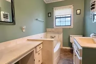 1295 Archie St, Vidor, TX 77662 - Photo 18