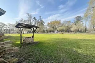 1295 Archie St, Vidor, TX 77662 - Photo 24