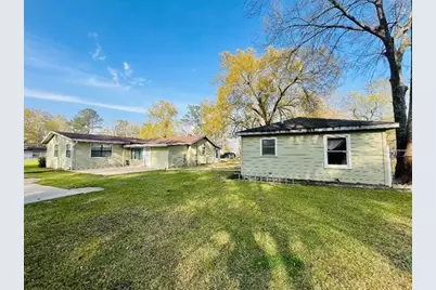 1295 Archie Street, Vidor, TX 77662 - Photo 22