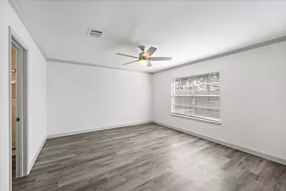 1714 Huge Oaks Street, Houston, TX 77055 - Photo 12