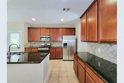 50 W Montfair Boulevard, The Woodlands, TX 77382 - Photo 10