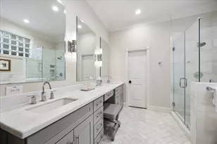 11802 Village Park Cir, Houston, TX 77024 - Photo 26