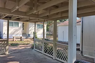 212 Magnolia Point Dr, Houston, TX 77336 - Photo 38