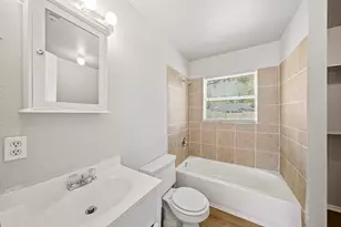 5303 Ridgeway Dr, Houston, TX 77033 - Photo 6