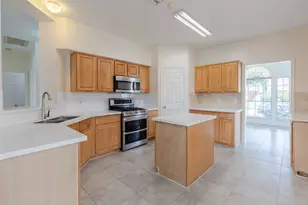 12214 Meadow Ln Ct, Stafford, TX 77477 - Photo 10