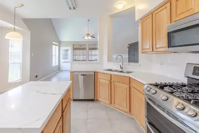12214 Meadow Lane Court, Stafford, TX 77477 - Photo 8