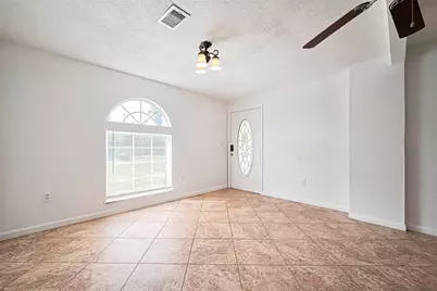 227 N Austin Drive, Angleton, TX 77515 - Photo 8