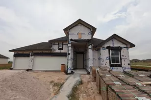 225 Dunovant Dr, Sealy, TX 77474 - Photo 2
