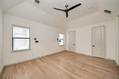 3229 Maxroy Street, Houston, TX 77008 - Photo 30