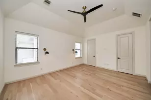 3229 Maxroy St, Houston, TX 77008 - Photo 30