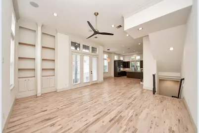 3229 Maxroy Street, Houston, TX 77008 - Photo 10
