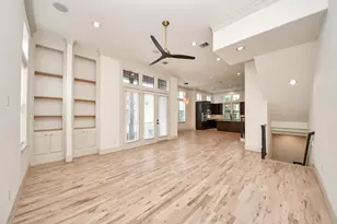 3229 Maxroy St, Houston, TX 77008 - Photo 10