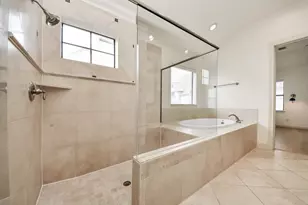 3229 Maxroy St, Houston, TX 77008 - Photo 34