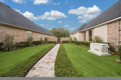 1330 Royal Sands Lane, Kingwood, TX 77345 - Photo 30