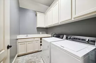 1330 Royal Sands Ln, Kingwood, TX 77345 - Photo 26