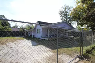 7614 West St, Houston, TX 77093 - Photo 8