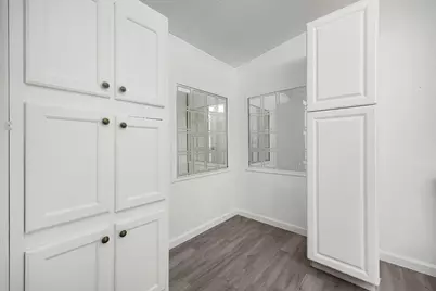 16330 Hill Country Court, Conroe, TX 77302 - Photo 14