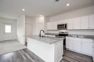 13542 Kinsman Road, Houston, TX 77049 - Photo 10