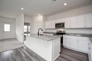 13542 Kinsman Road, Houston, TX 77049 - Photo 8