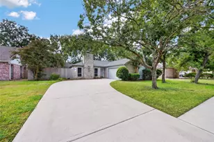 12135 Ella Lee Ln, Houston, TX 77077 - Photo 2