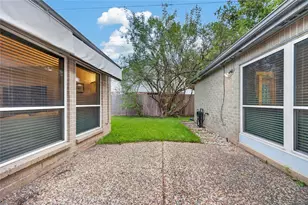 12135 Ella Lee Ln, Houston, TX 77077 - Photo 34