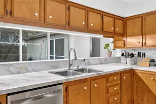 12135 Ella Lee Ln, Houston, TX 77077 - Photo 20