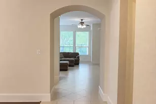 515 Newington Ln, Sugar Land, TX 77479 - Photo 6