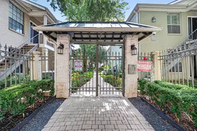 2700 Revere Street #112, Houston, TX 77098 - Photo 2