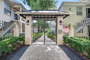 2700 Revere St, Houston, TX 77098 - Photo 2