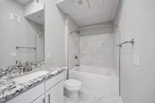 2111 Austin St, Houston, TX 77002 - Photo 10