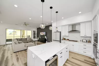 1044 W 17th Street, Houston, TX 77008 - Photo 24