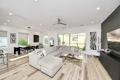 1044 W 17th Street, Houston, TX 77008 - Photo 16